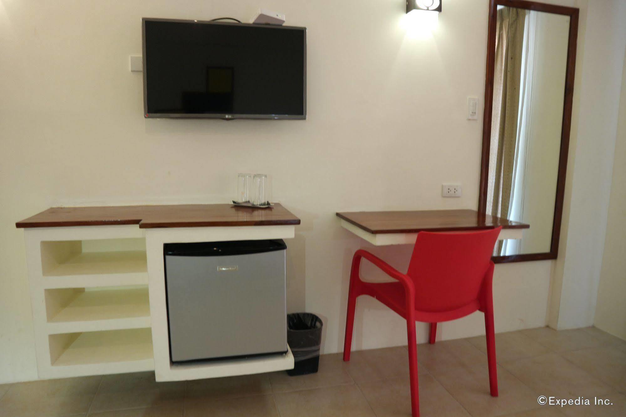 Hotel Signature Boracay South 3*