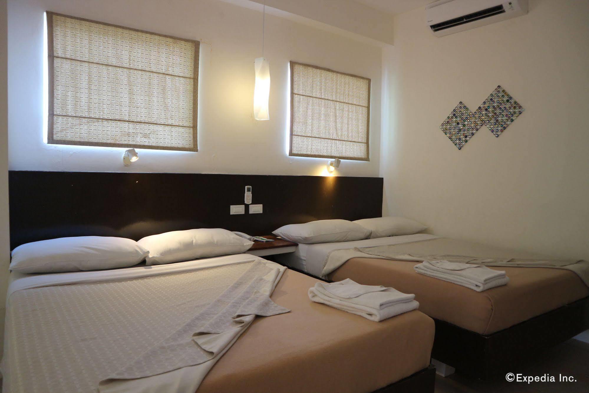 Signature Boracay South Hotel 3*