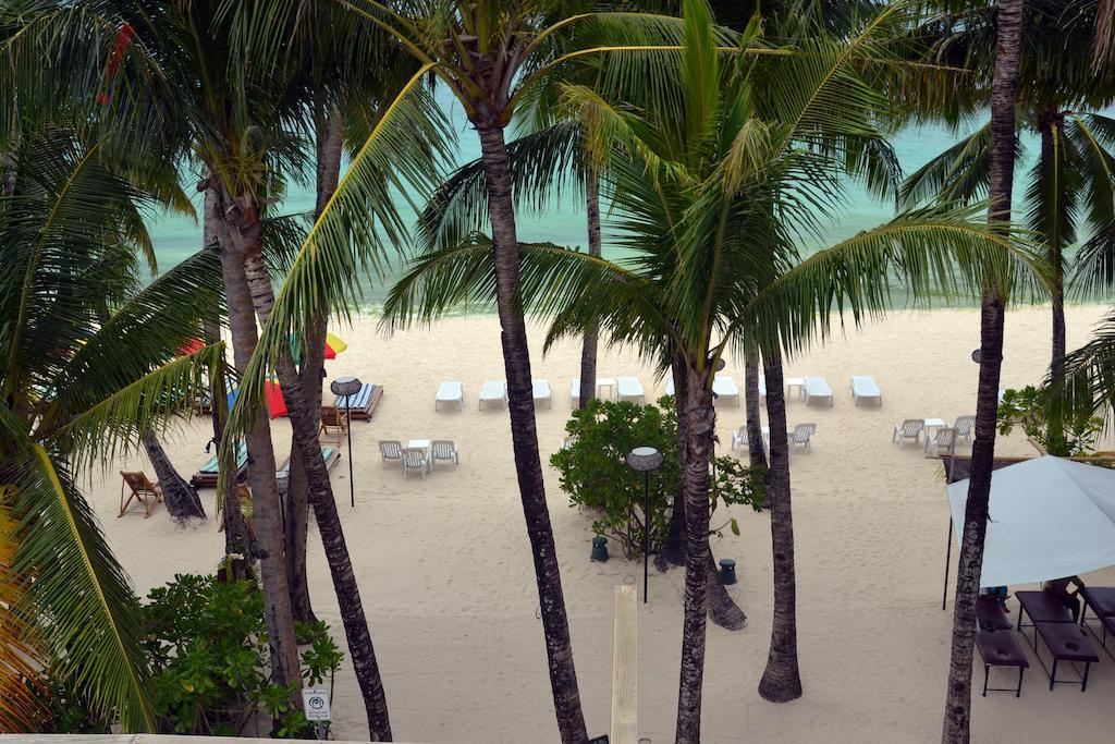 Signature Boracay South Hotel 3*